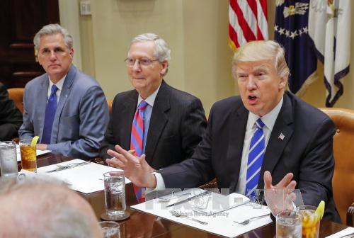 Дональд Трамп подписал пересмотренный указ о въезде в США